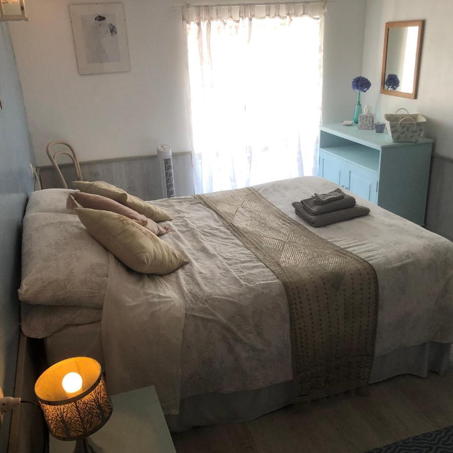 Hotel Les Landes Saint-Pardoux-Corbier Esterno foto